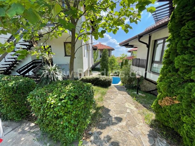 Недорогая квартира в Кошарице | №2175