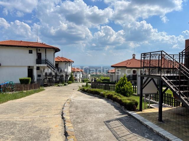 Недорогая квартира в Кошарице | №2175