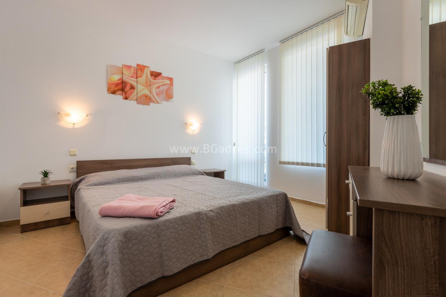 Трехкомнатная квартира с видом на море І №3127