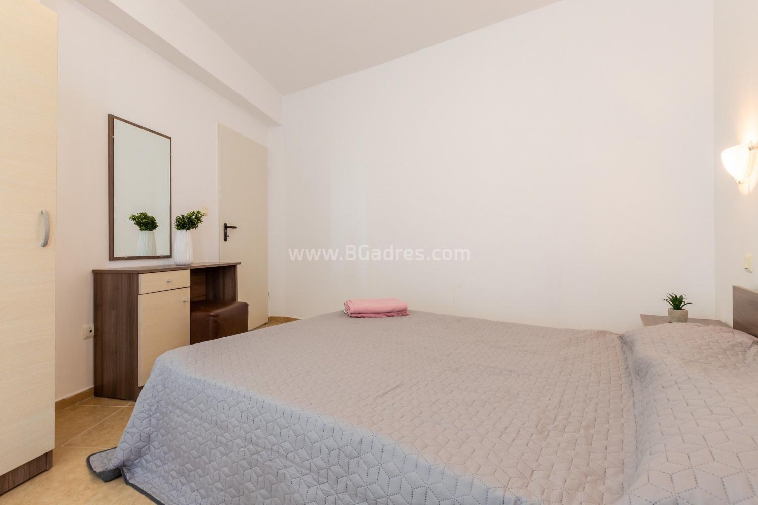 Трехкомнатная квартира с видом на море І №3127