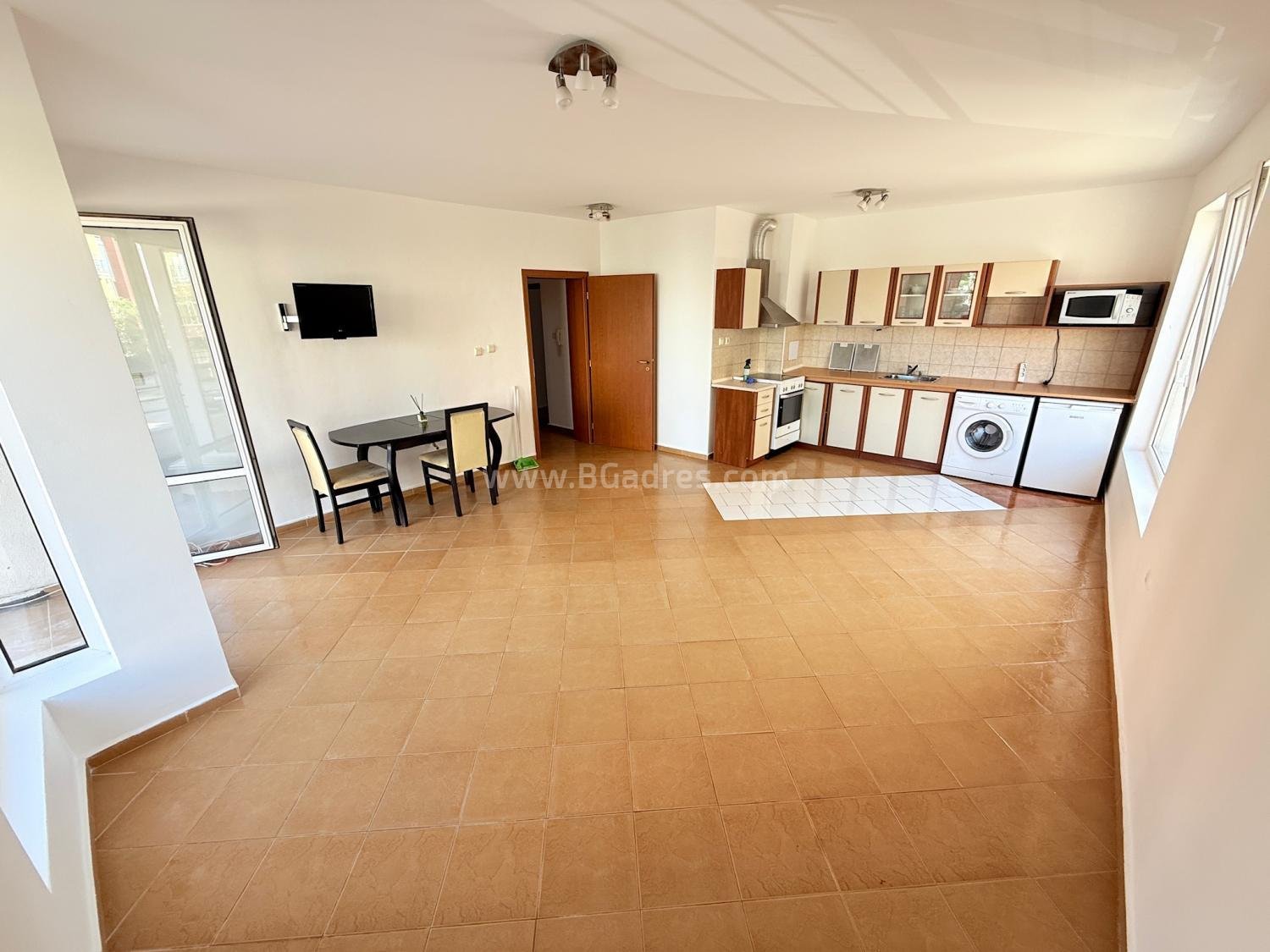 Apartment without maintenance fee on the seaside І №4227