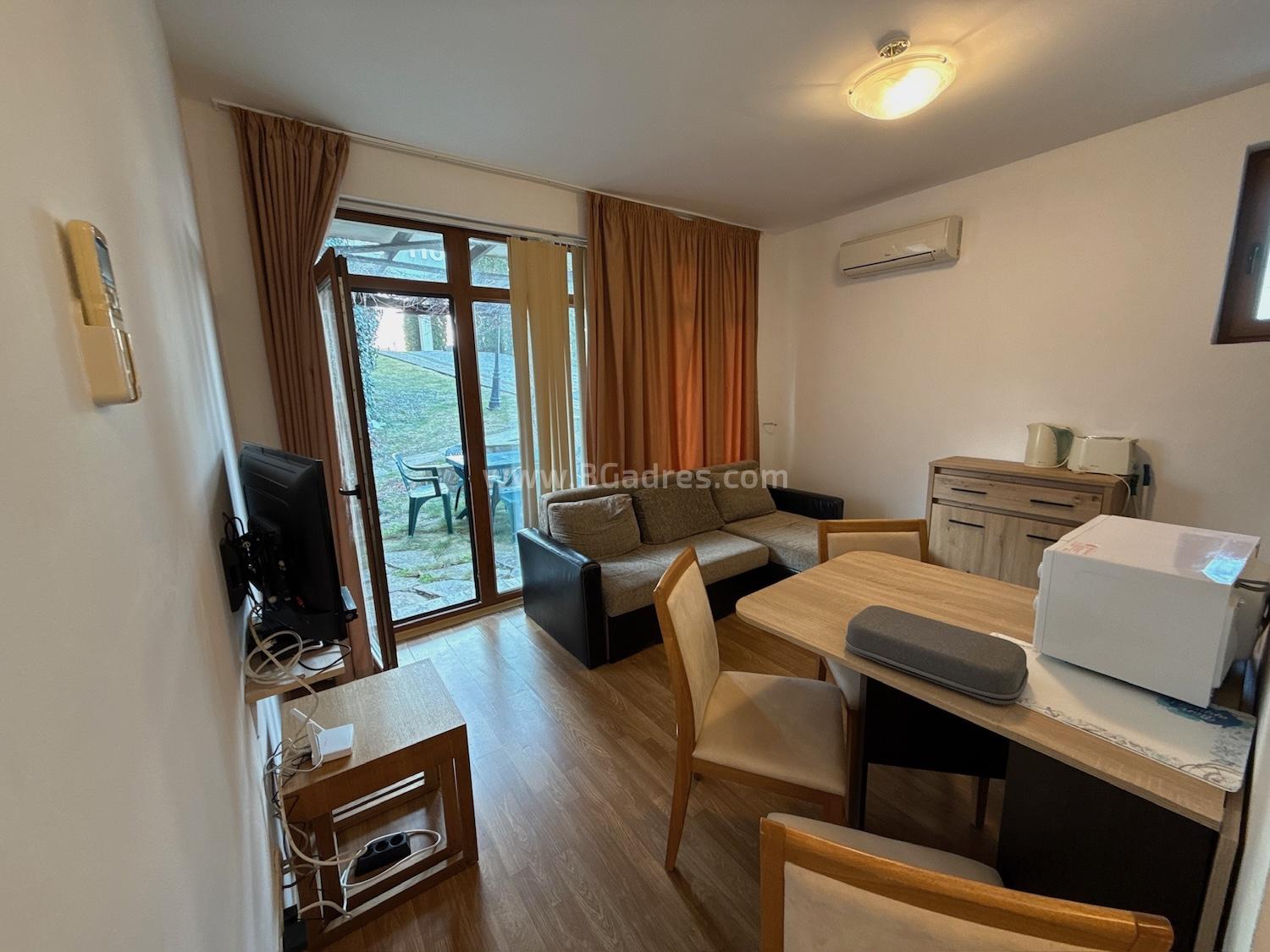 Апартамент в комплекс Винеярдс Ризорт І №4108