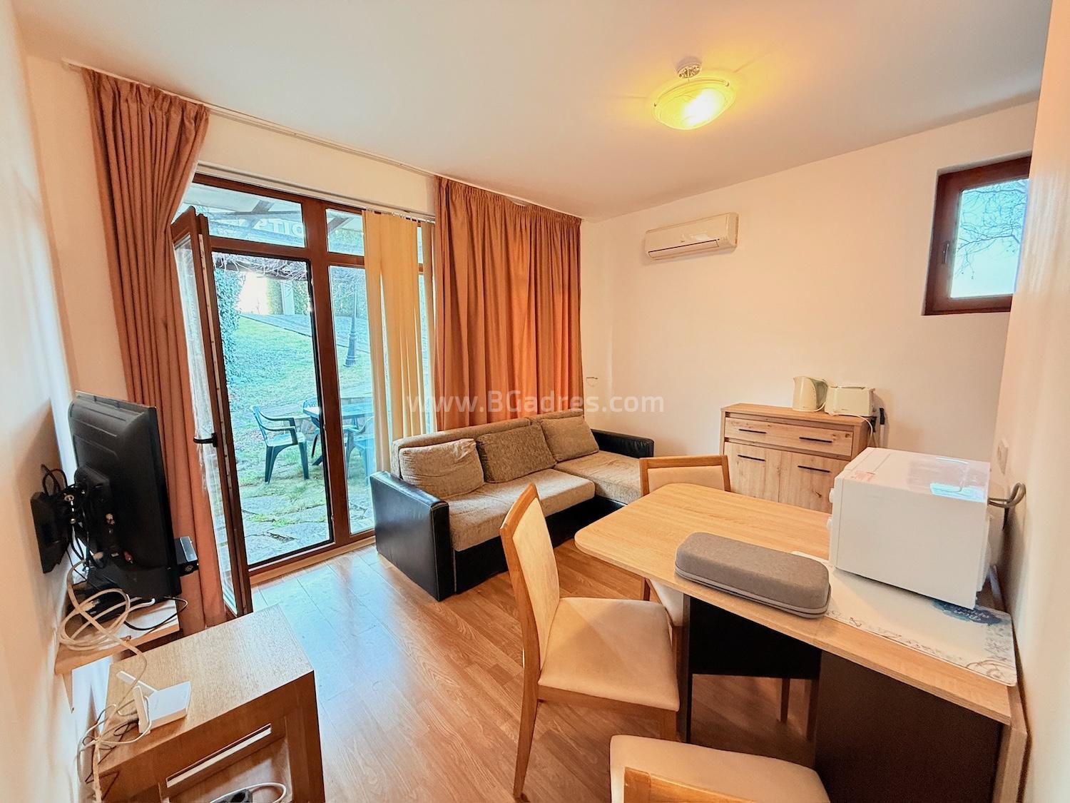 Апартамент в комплекс Винеярдс Ризорт І №4108