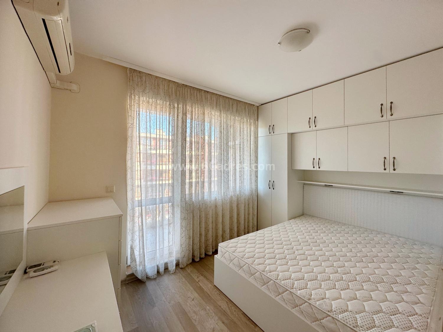 Апартамент в комплекс Лайфстайл Делукс І №3892