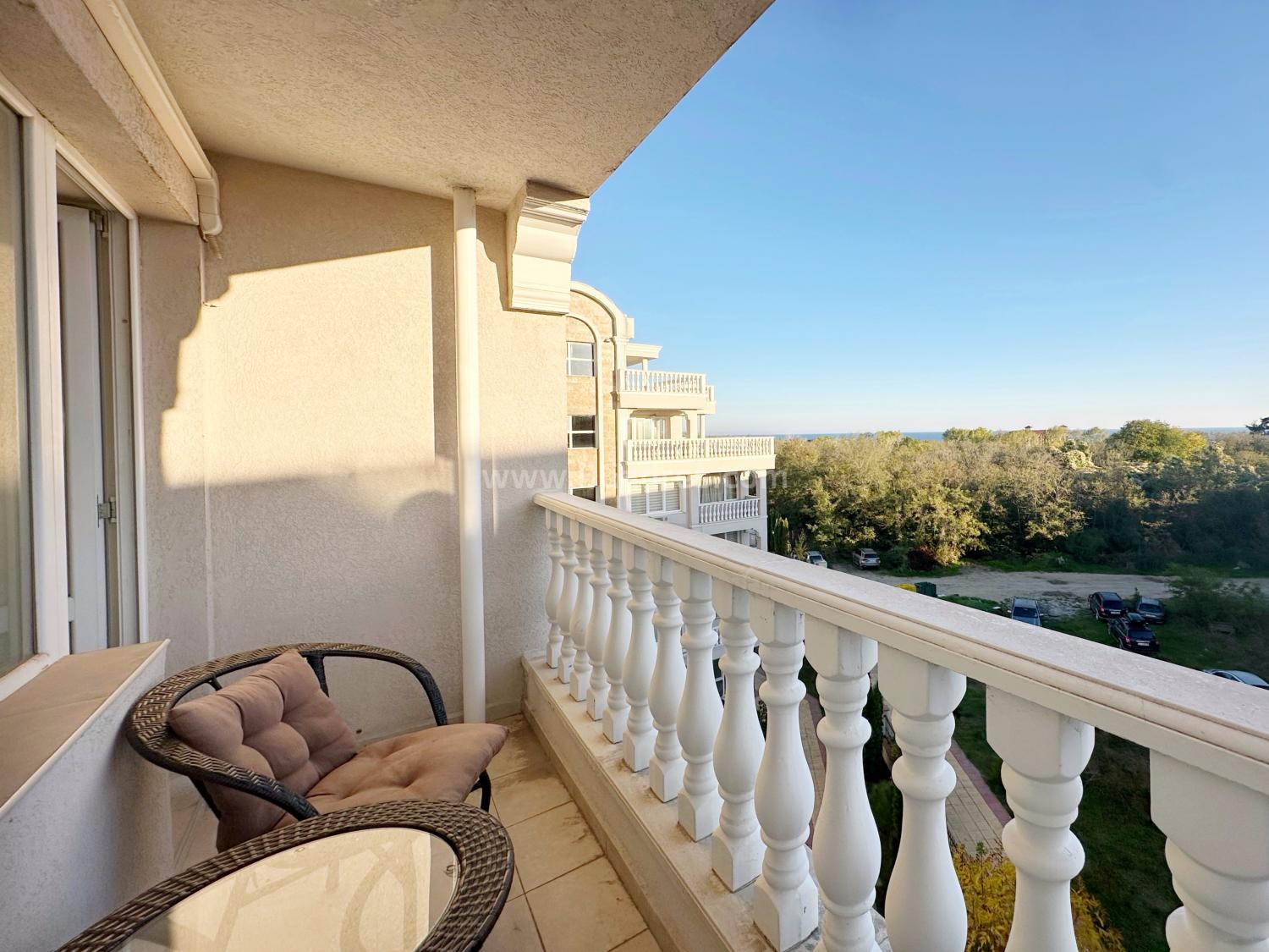 Апартамент в комплекс Лайфстайл Делукс І №3892