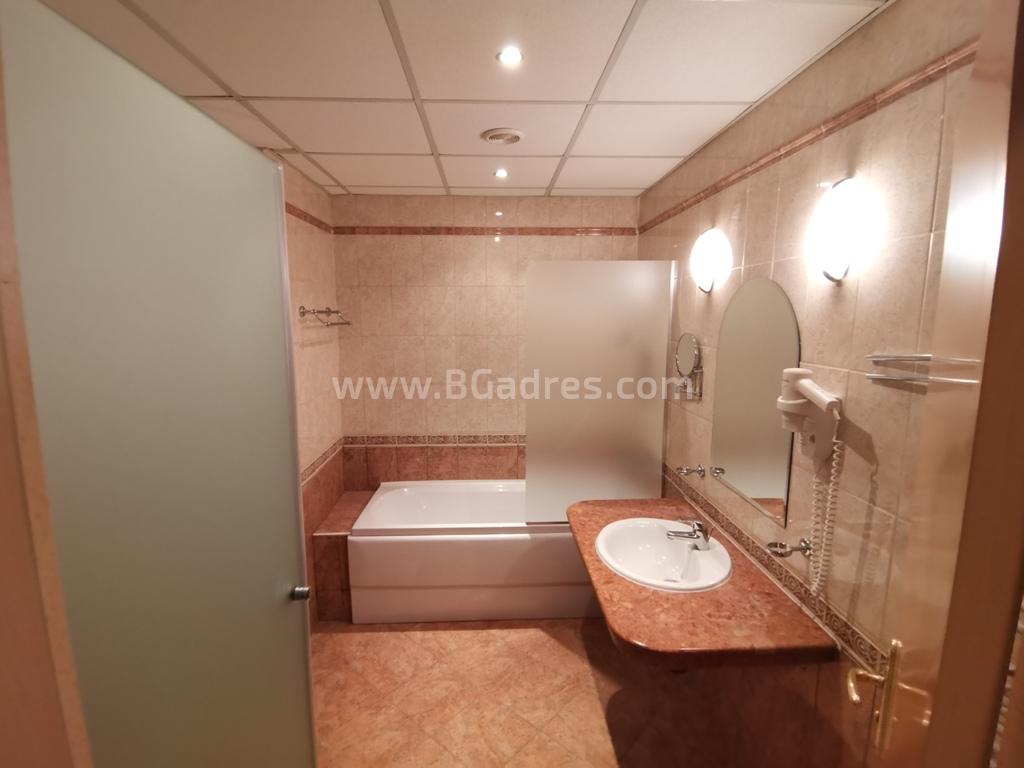 Buy inexpensive apartment with 2 bedrooms on the first line | No. 2037