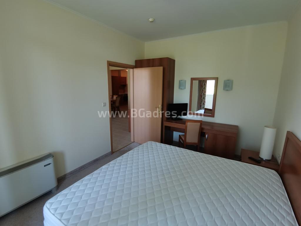 Buy inexpensive apartment with 2 bedrooms on the first line | No. 2037