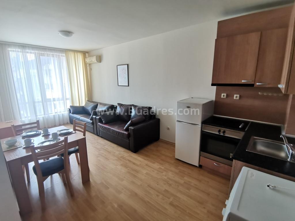 Евтин апартамент в Свети Влас | No 2066