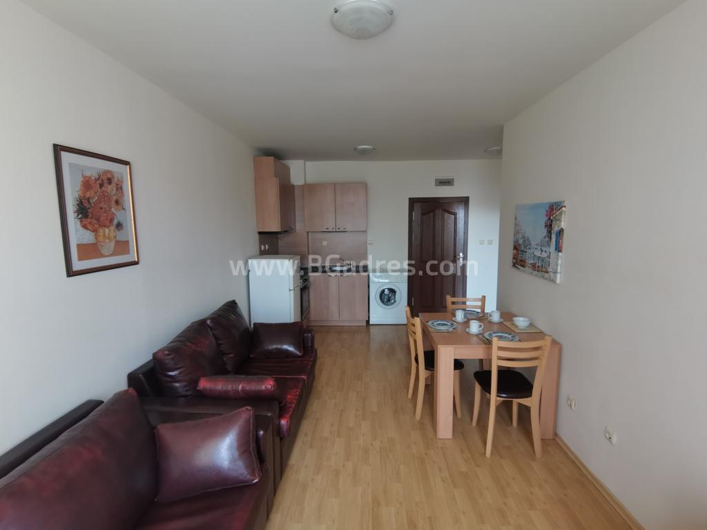 Евтин апартамент в Свети Влас | No 2066