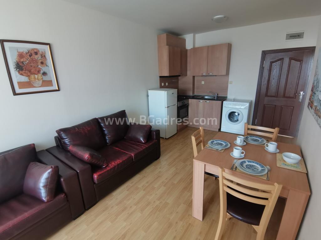 Евтин апартамент в Свети Влас | No 2066