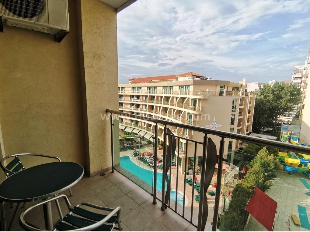 Купете тристаен апартамент на брега на евтино | № 2146