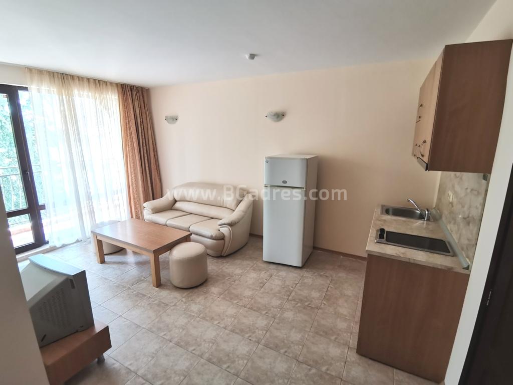 Недорогая квартира рядом с пляжем | №2158