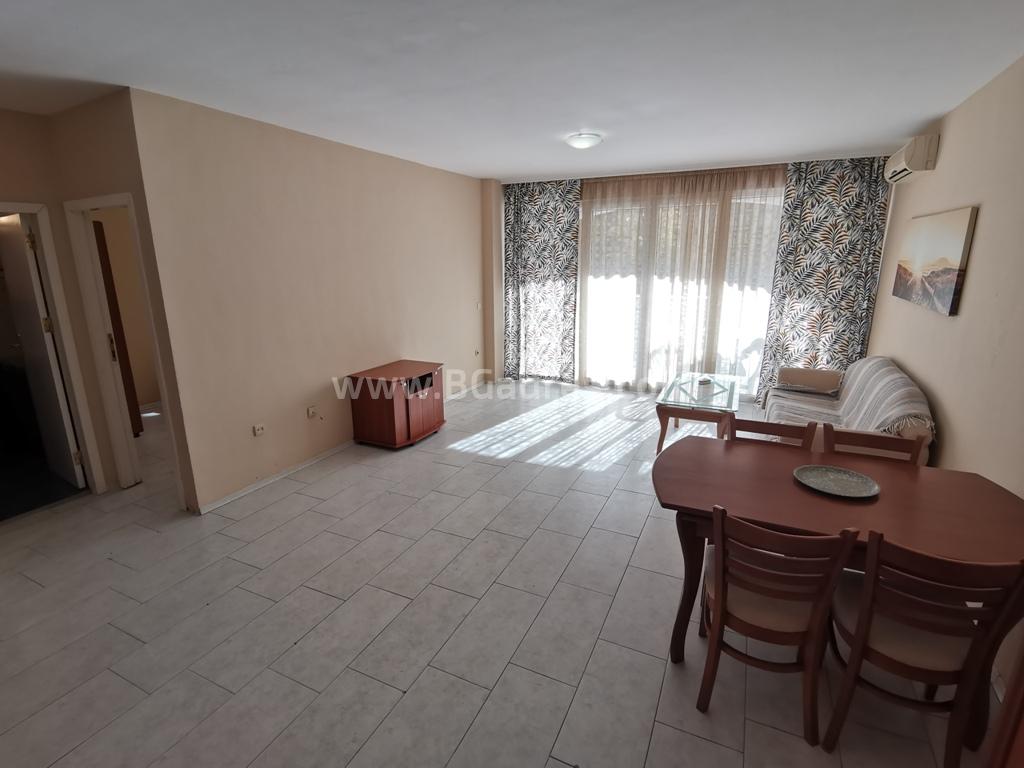 Апартамент в центъра на Несебър с ниска такса поддръжка | № 2182