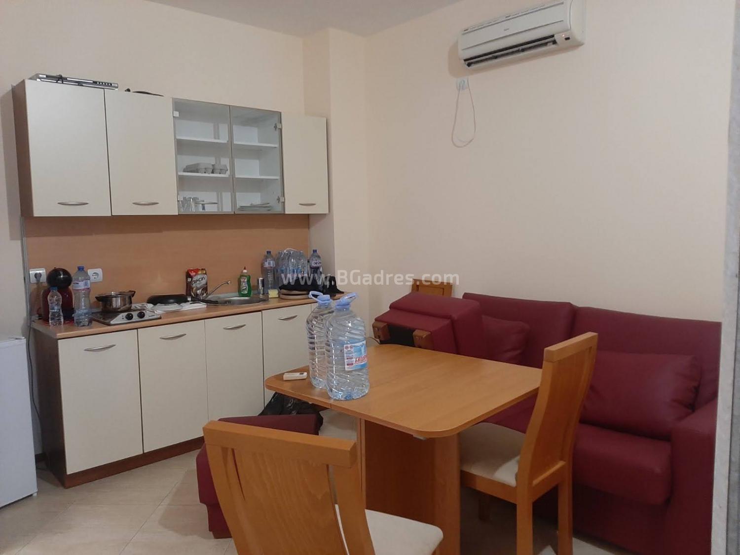 Евтин апартамент с 2 спални на морето I №2586