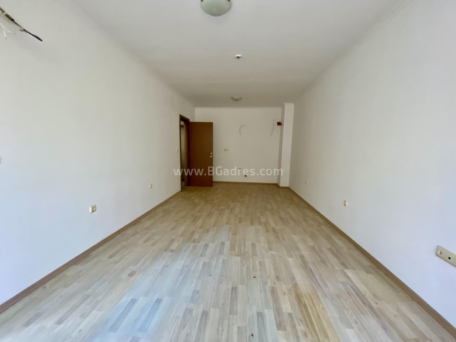 Preiswerte 2-Zimmer-Wohnung in Elenite І №3818