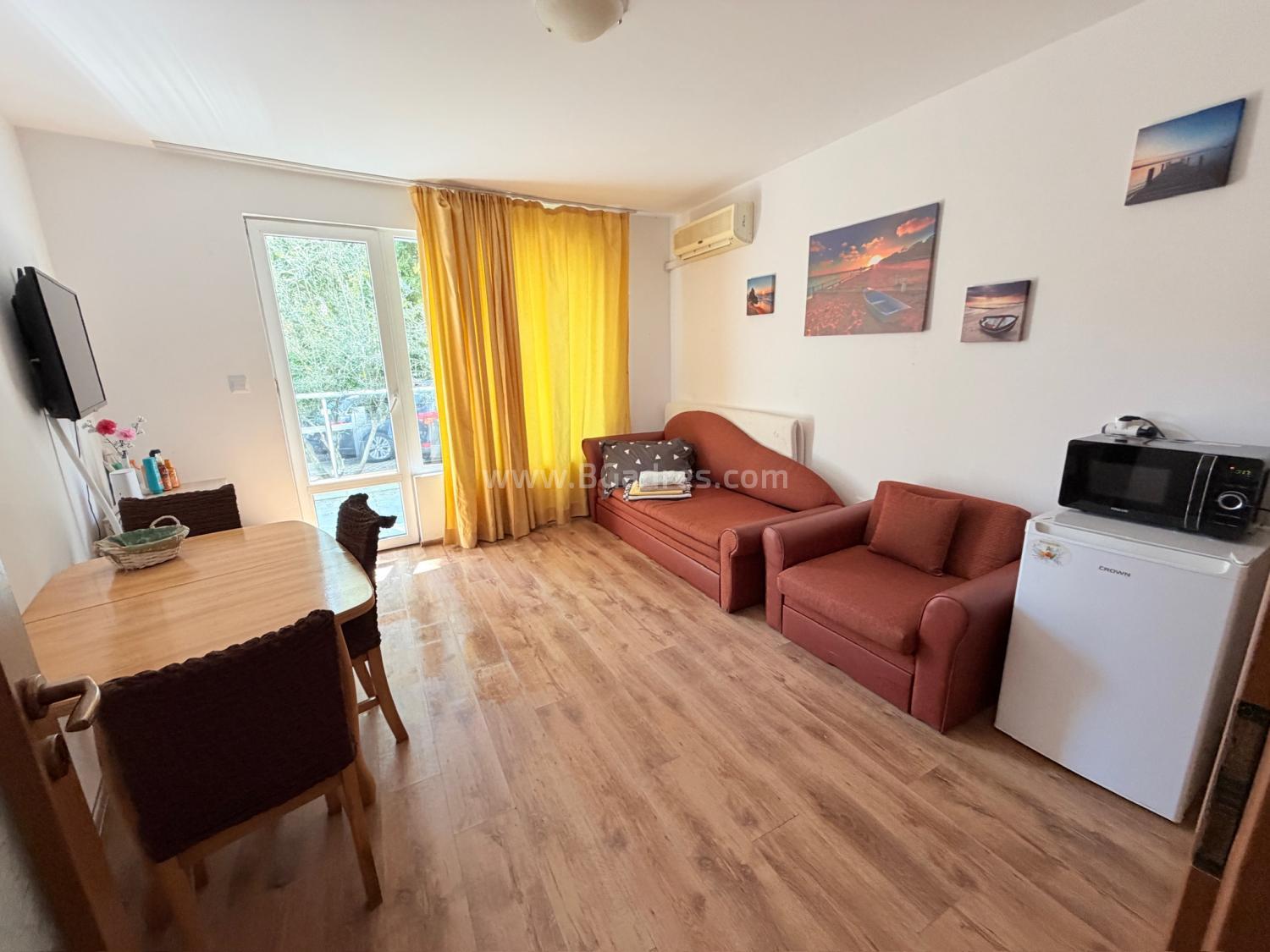 Apartment 150 m away from the beach І №4818