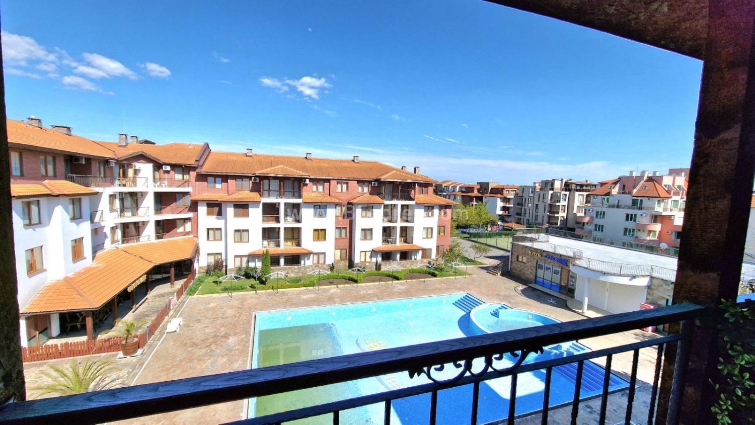 Трехкомнатная квартира в комплексе Аполон І №2955