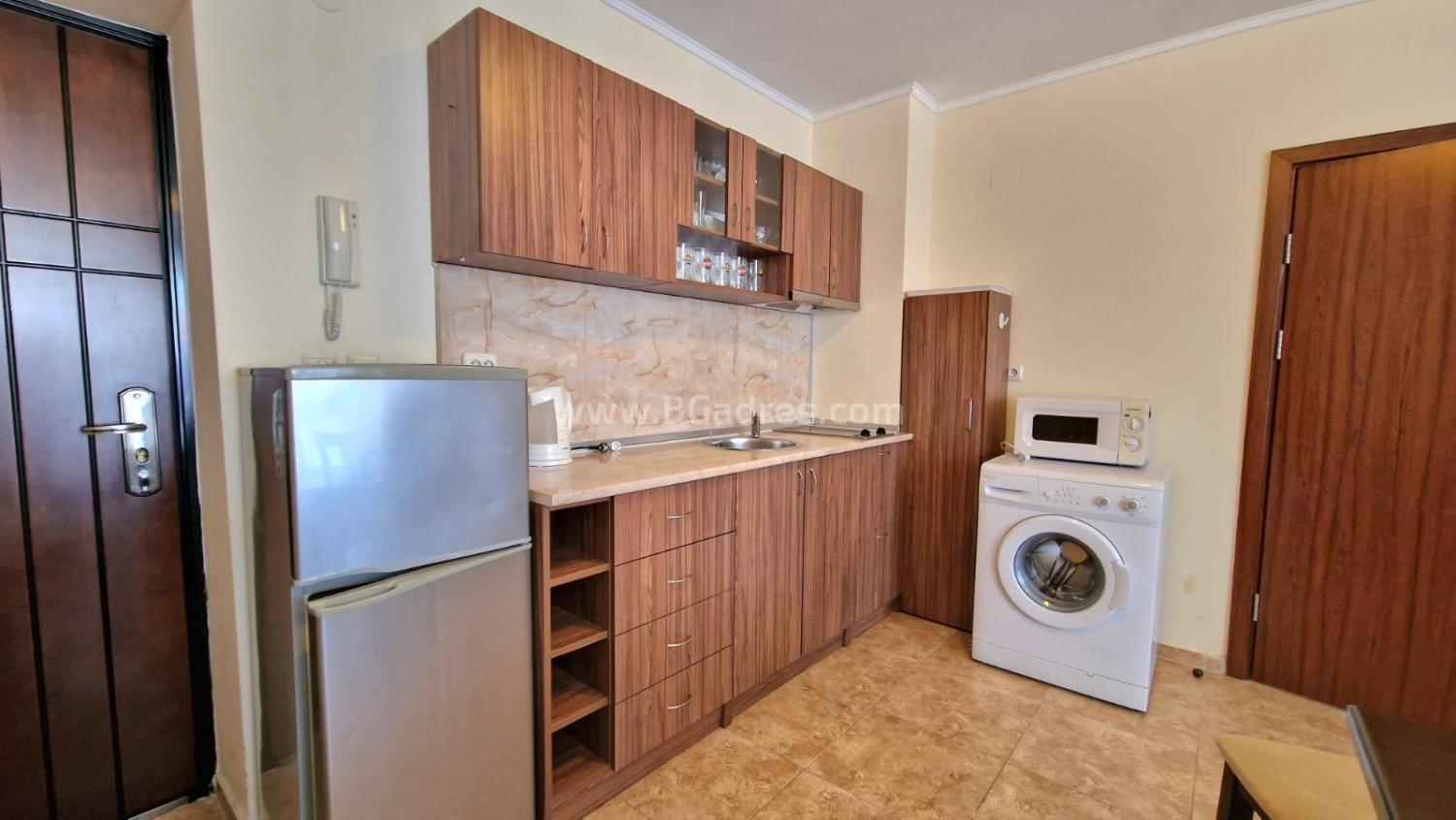 Трехкомнатная квартира в комплексе Аполон І №2955