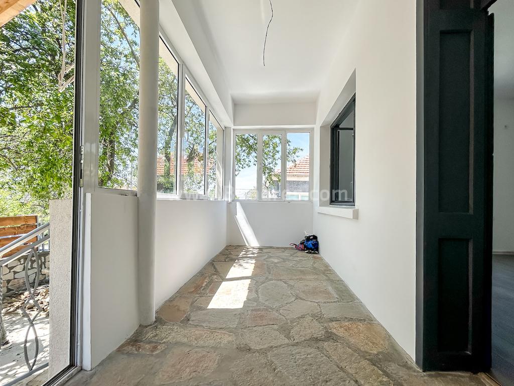 Renoviertes Haus im Dorf Goritsa І №3216