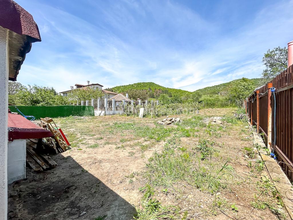 Renoviertes Haus im Dorf Goritsa І №3216