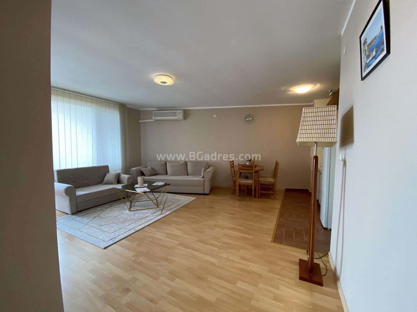 Apartment with sea view in Elenite I №2452