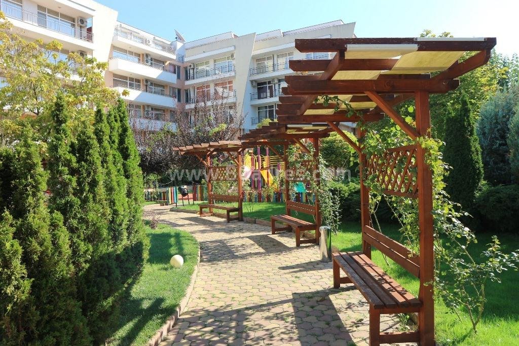 Квартира в комплексе Гранд Камелия І №2973