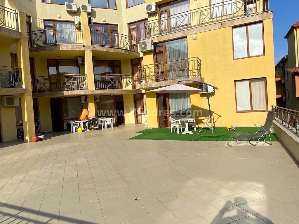 Квартира с большой террасой в Святом Власе І №2431