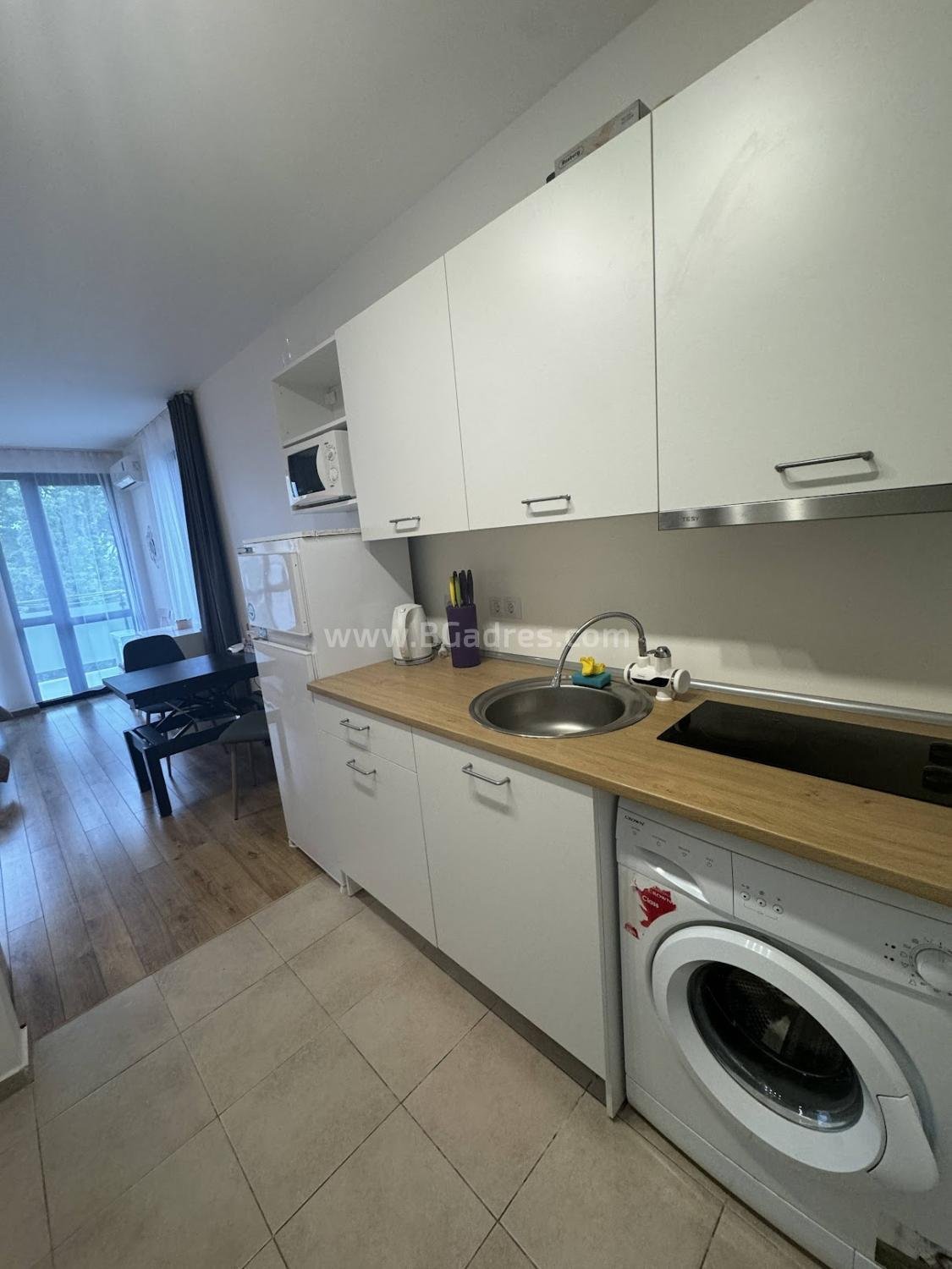 Большая студия у моря І №3568