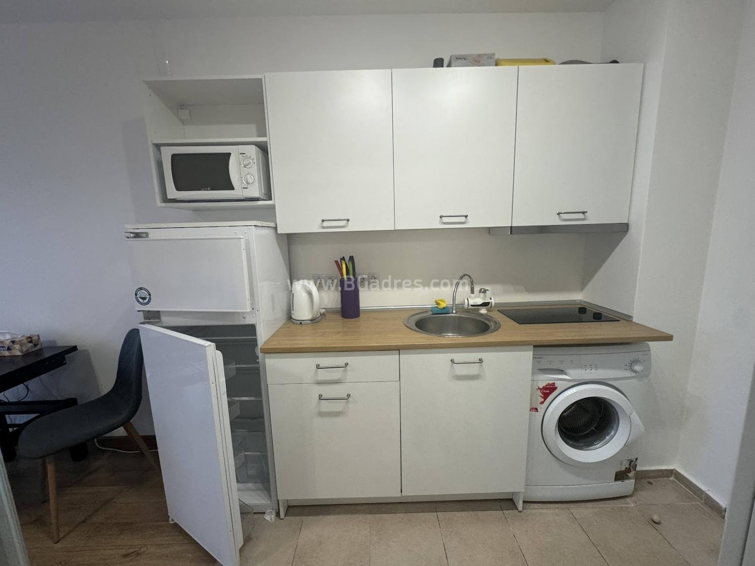 Большая студия у моря І №3568