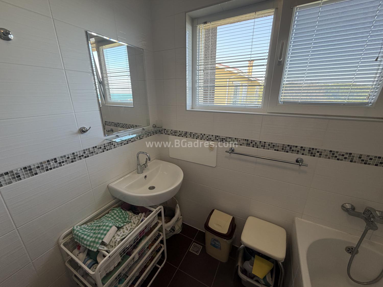 Sea view apartment in Chernomorets І №4805