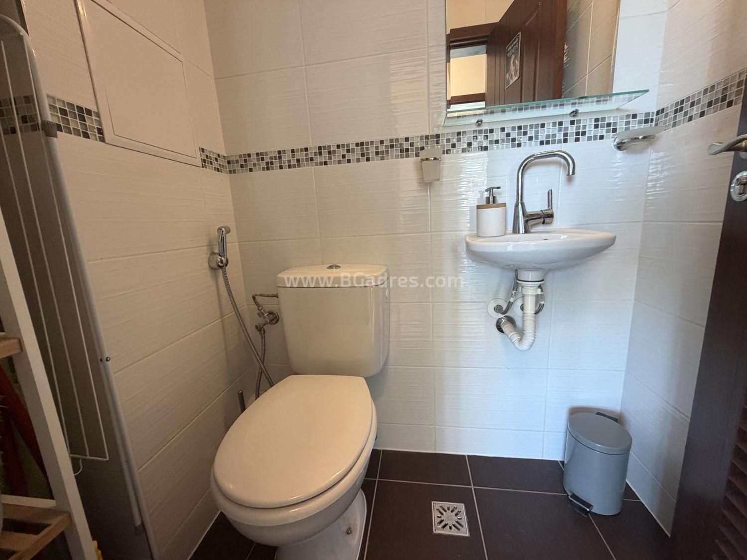 Sea view apartment in Chernomorets І №4805