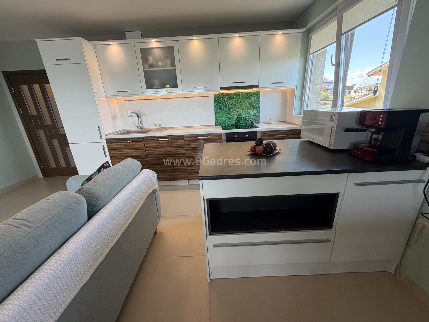 Sea view apartment in Chernomorets І №4805