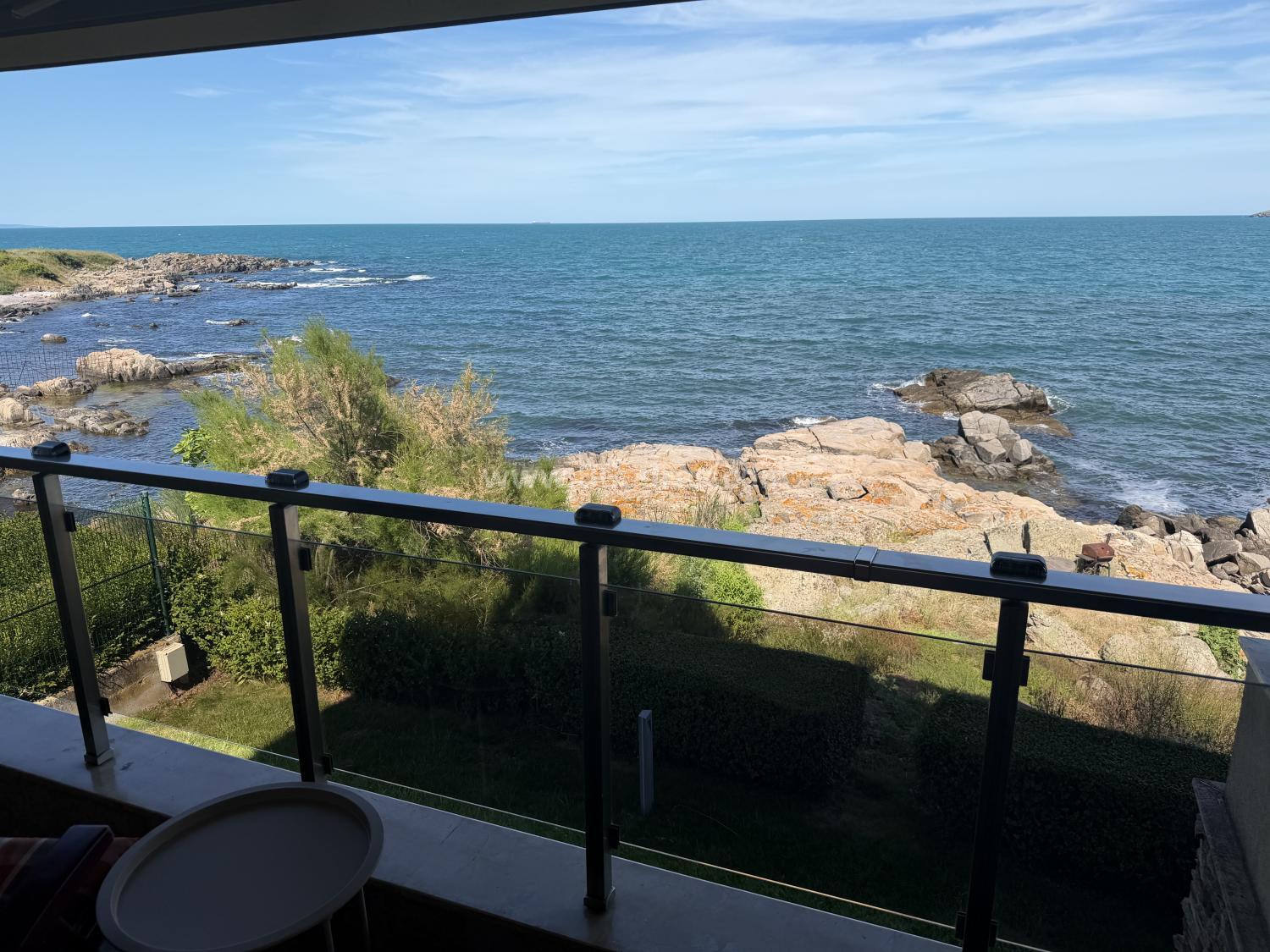 Sea view apartment in Chernomorets І №4805