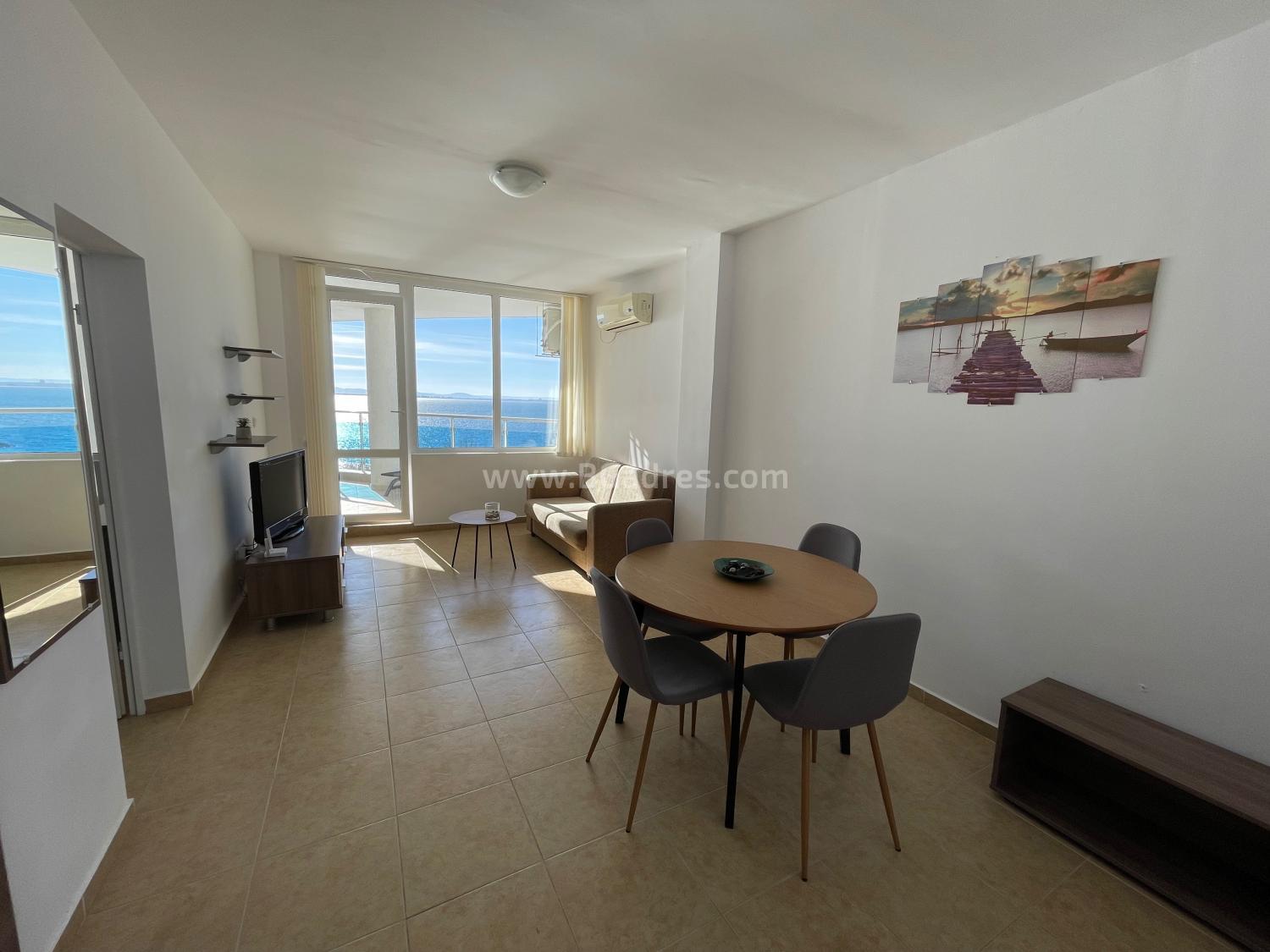 Sea view apartment at a bargain price І №3271