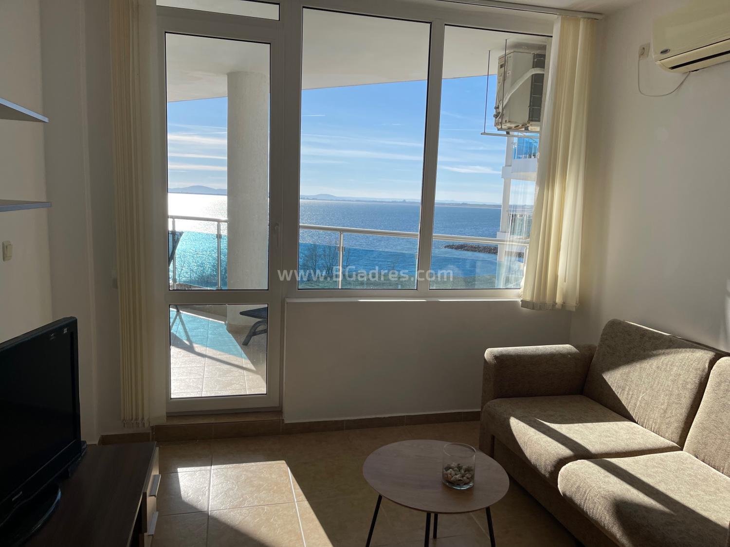 Sea view apartment at a bargain price І №3271