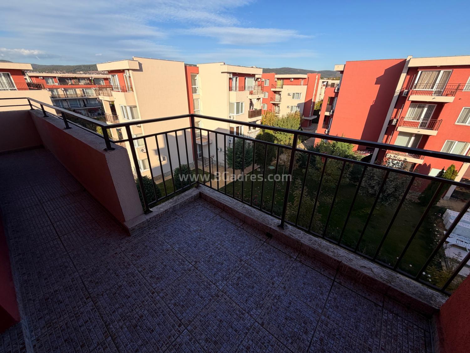 Квартира в комплексе Холидей Форт І №4440