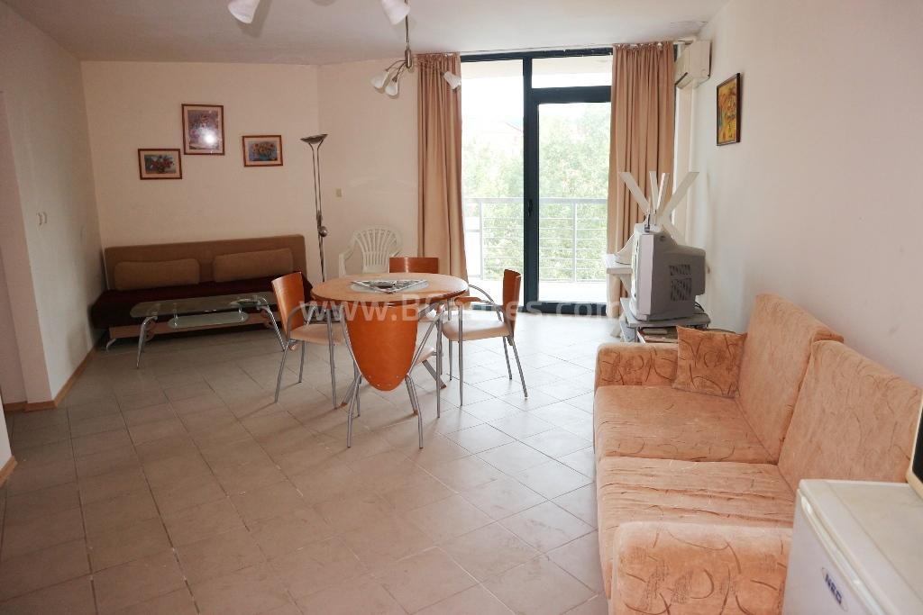 Купете евтин тристаен апартамент | No 2108