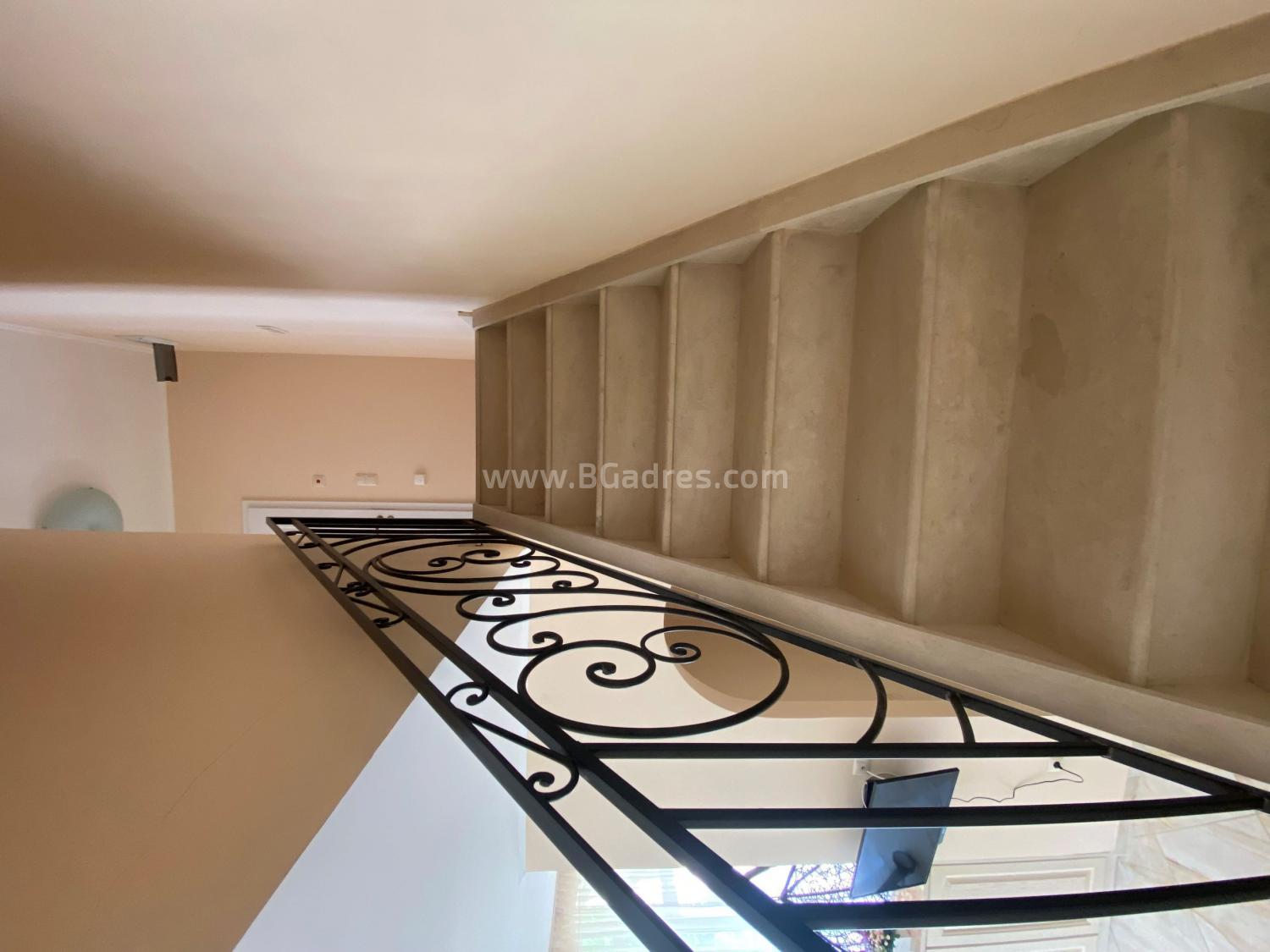 Таунхаус в комплекс Венера Палас І №3797