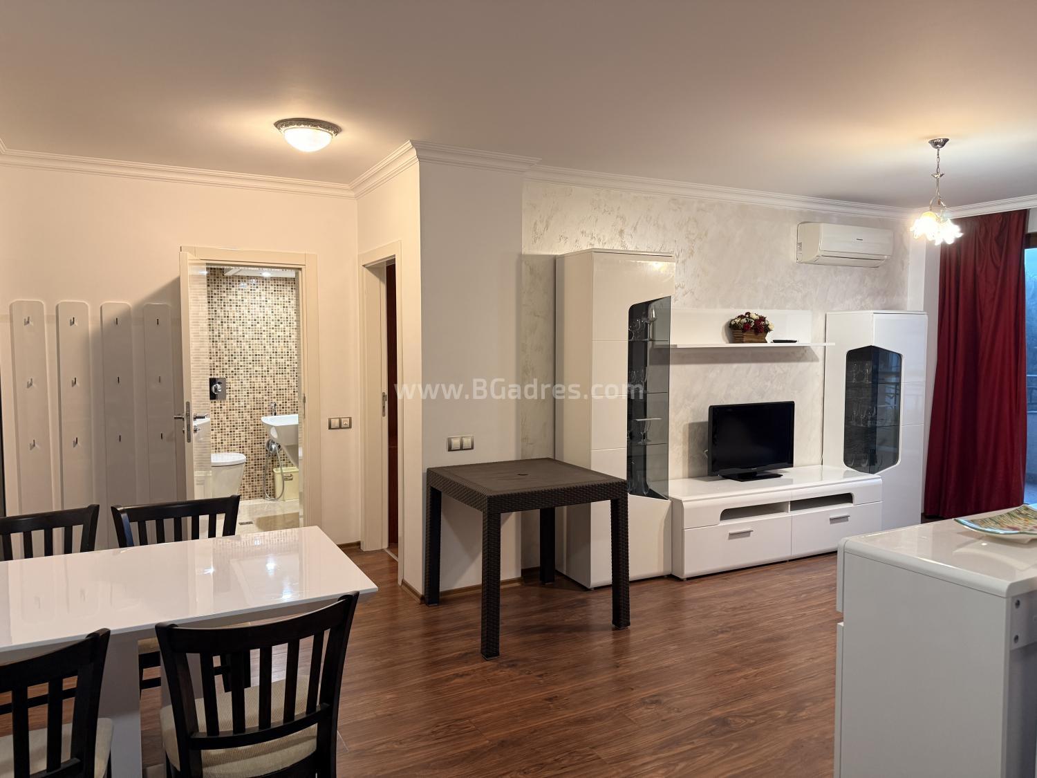 Sea view apartment in Pomorie І №4664