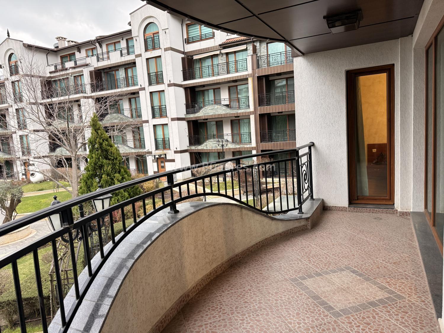Sea view apartment in Pomorie І №4664