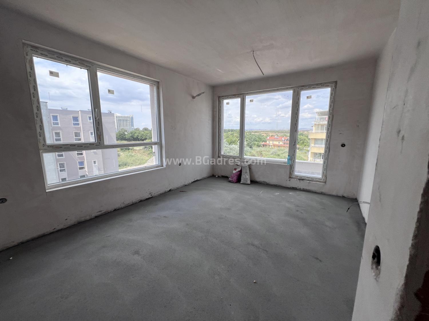 Апартамент в жилищна сграда в Поморие І №4321