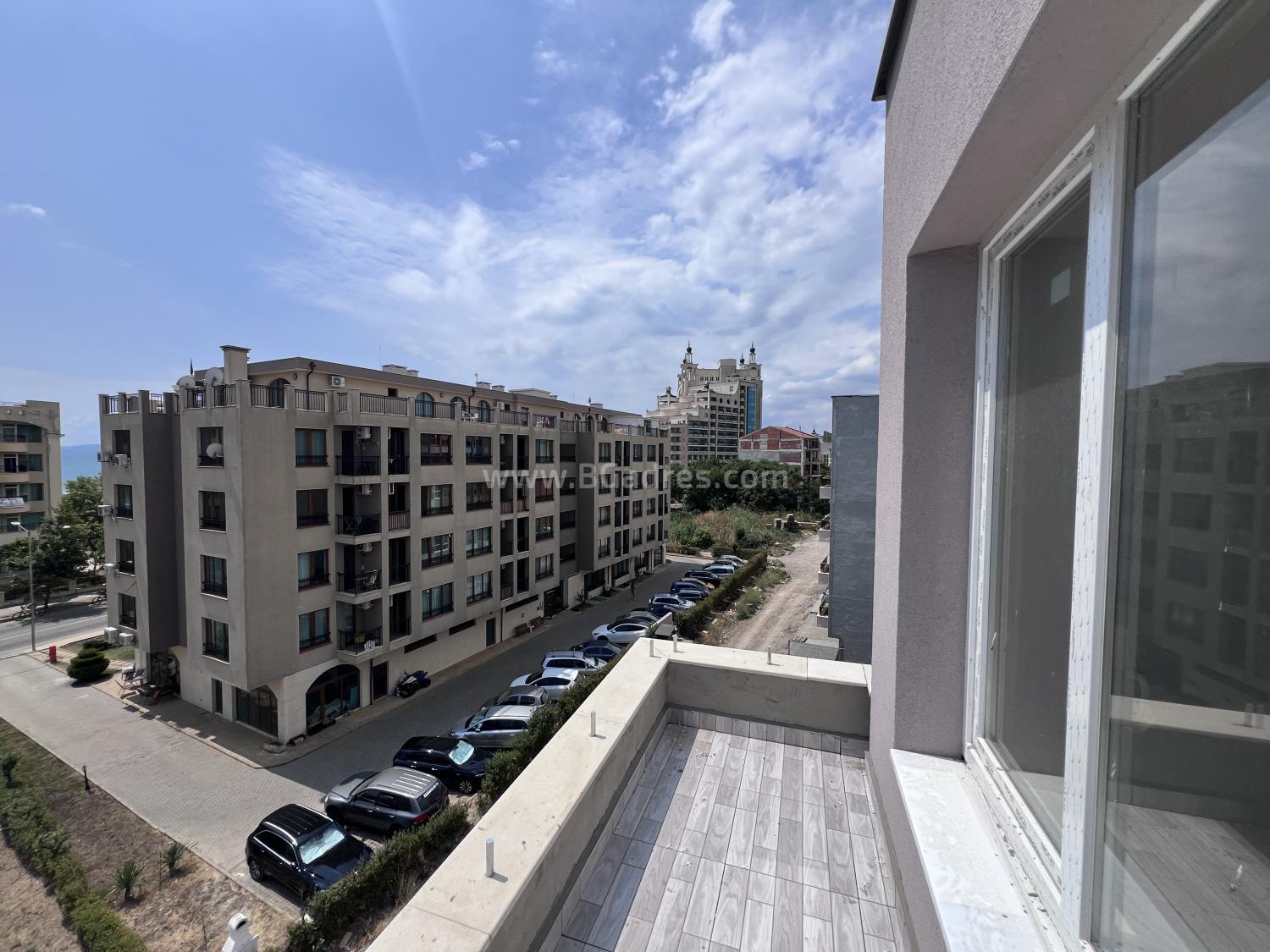 Апартамент в жилищна сграда в Поморие І №4321