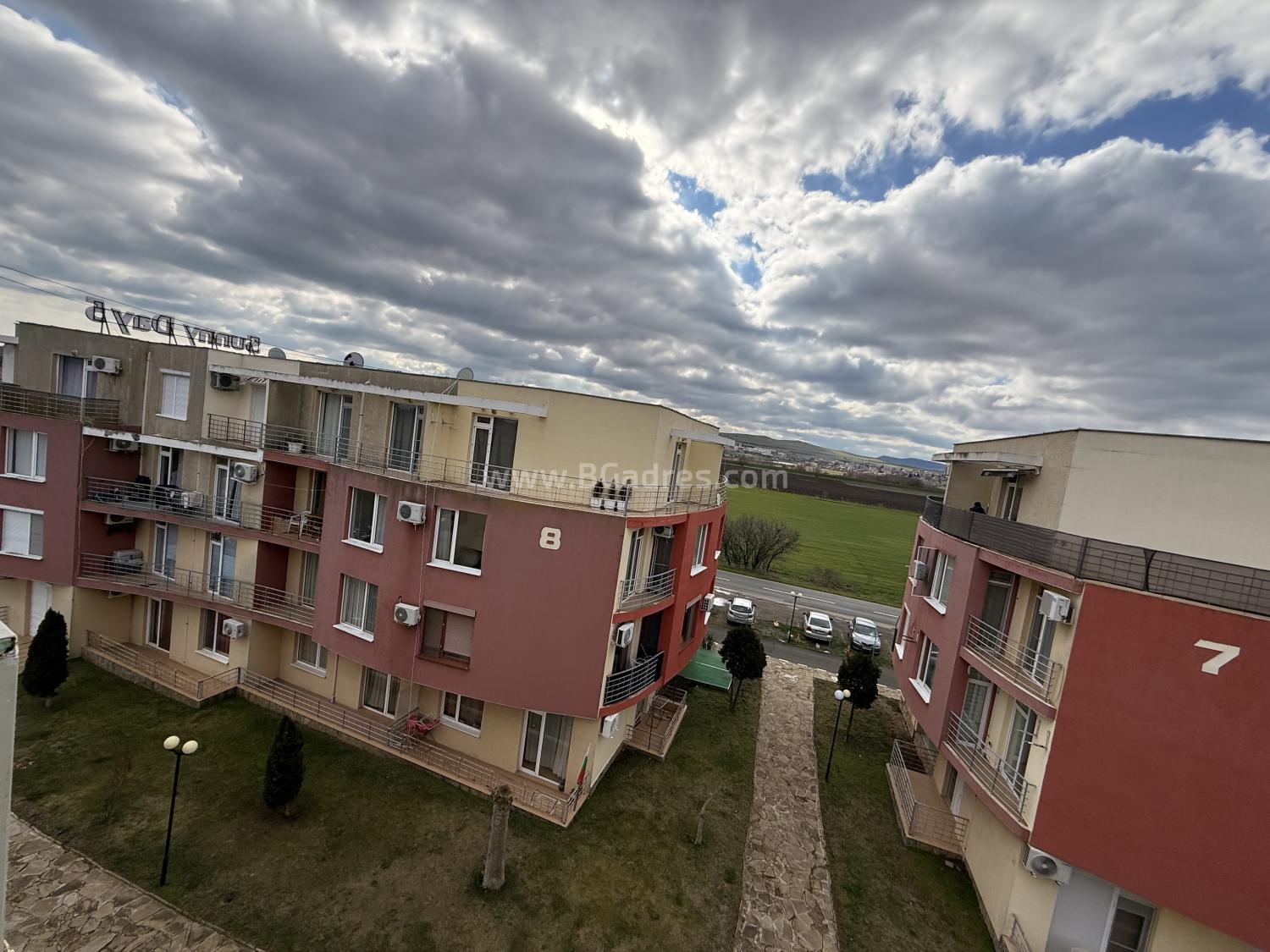 Евтино студио в комплекс Съни Дей 5 І №4632