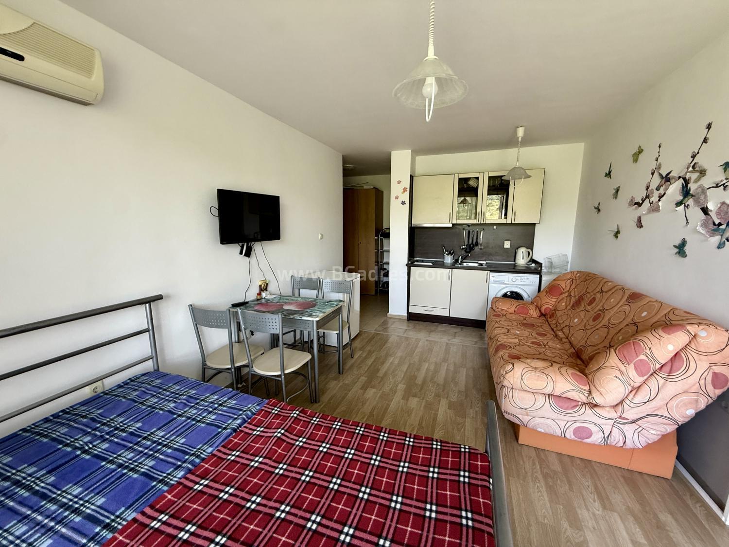 Studio with low maintenace fee in Sveti vlas І №4768