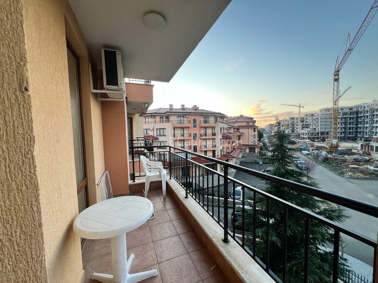 Apartment in the Sky Dreams complex І №4545