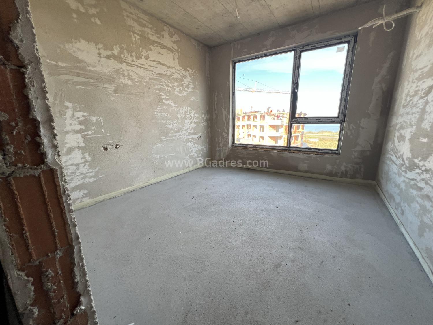 Апартамент в жилищна сграда в Поморие І №4502