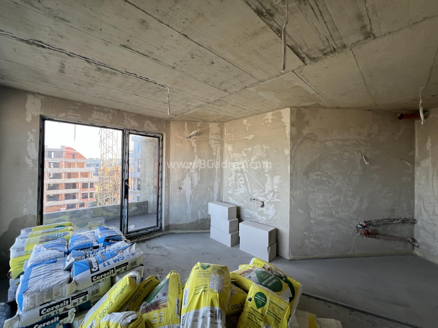 Апартамент в жилищна сграда в Поморие І №4502