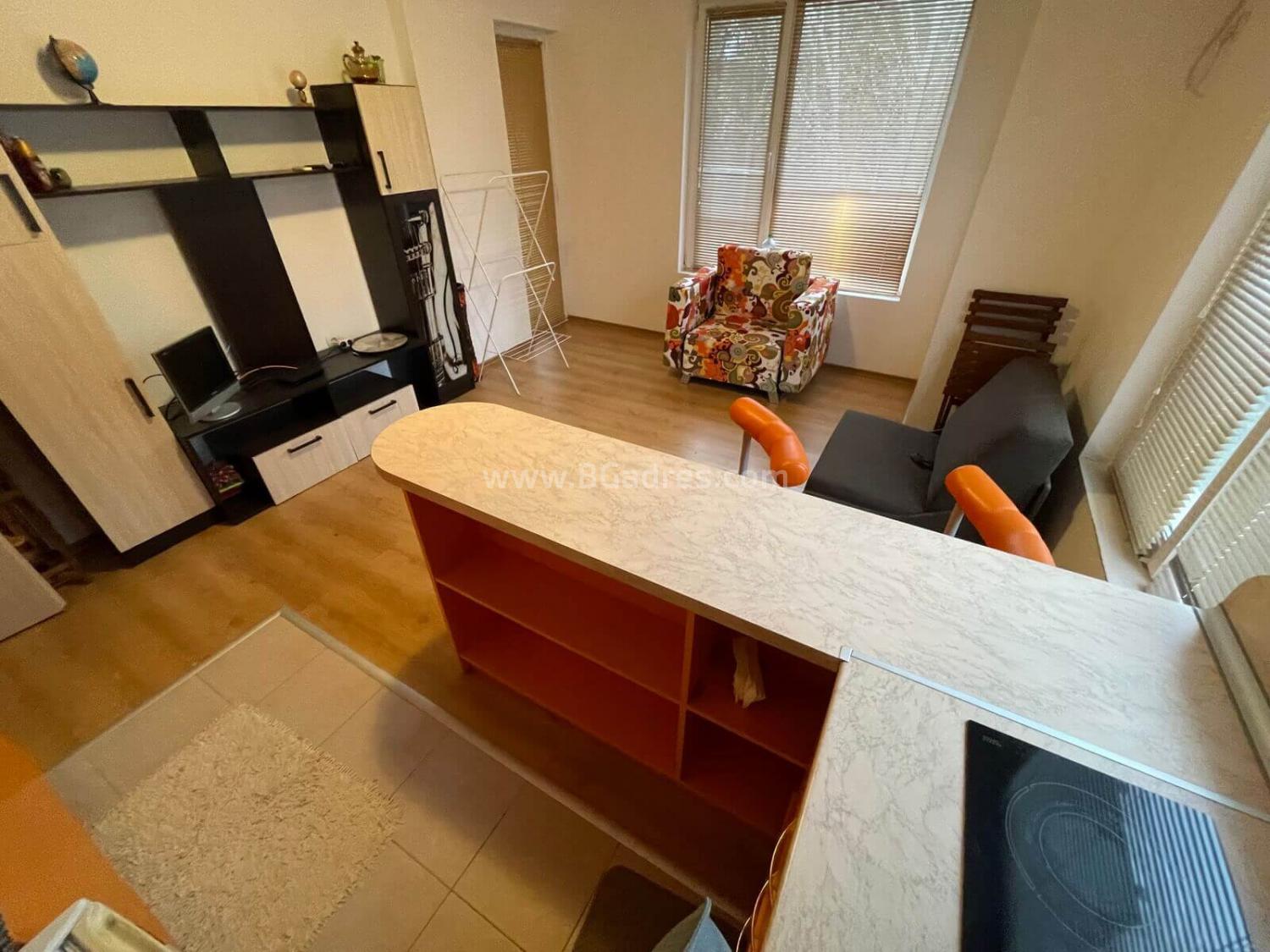 Cheap apartment with low maintenance fee І №2815