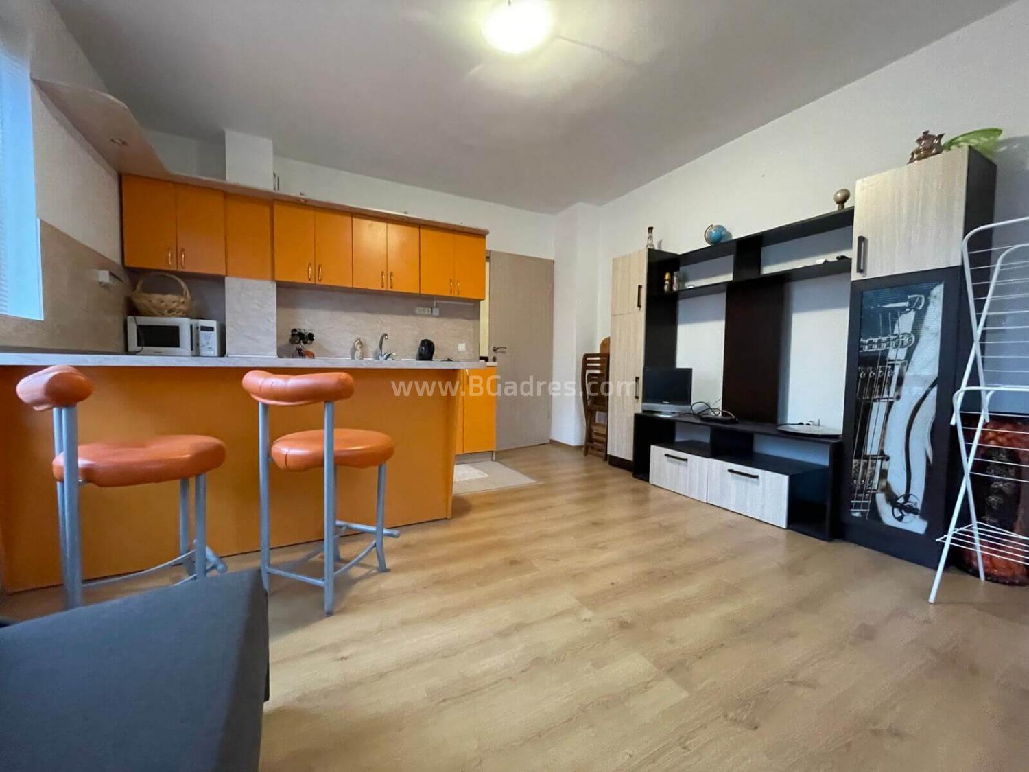 Cheap apartment with low maintenance fee І №2815