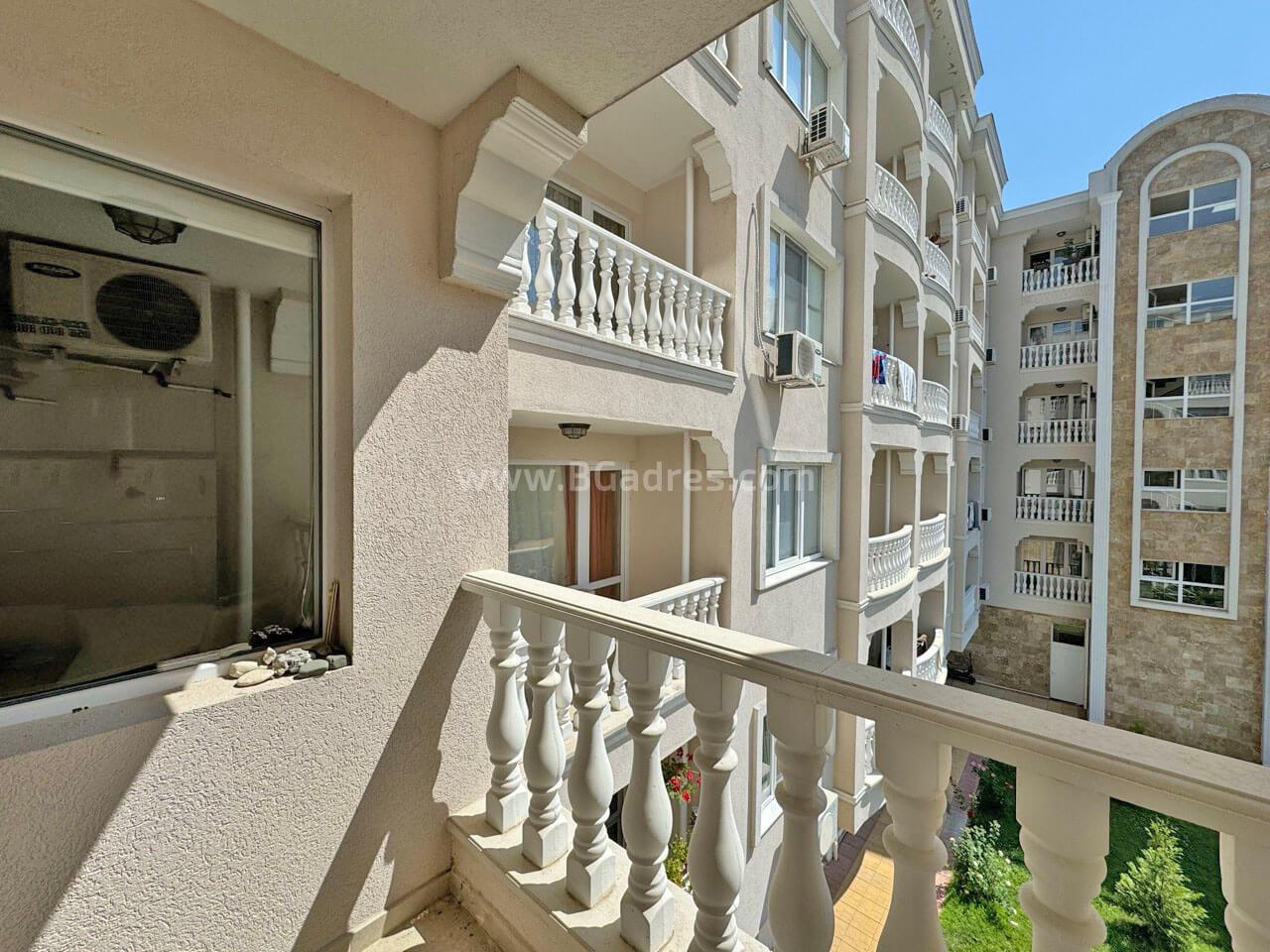 Апартамент в комплекс Лайфстайл Делукс І №3739